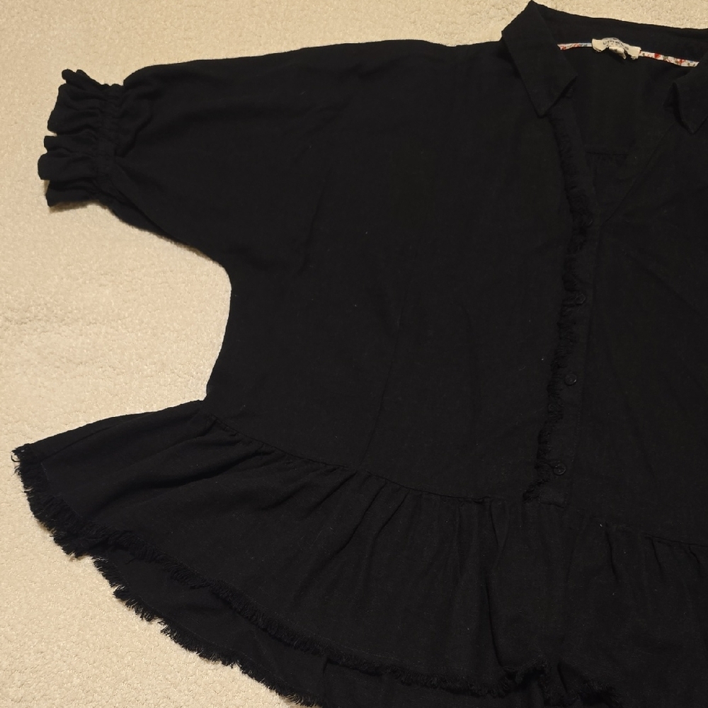 Women's Umgee Collared Ruffle Hem Top